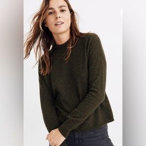 Madewell 100% cashmere Mockneck Crop Sweater in olive green melange classic